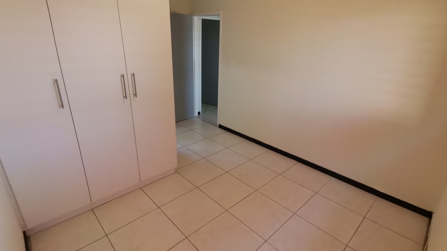 To Let 3 Bedroom Property for Rent in Beacon Bay Eastern Cape